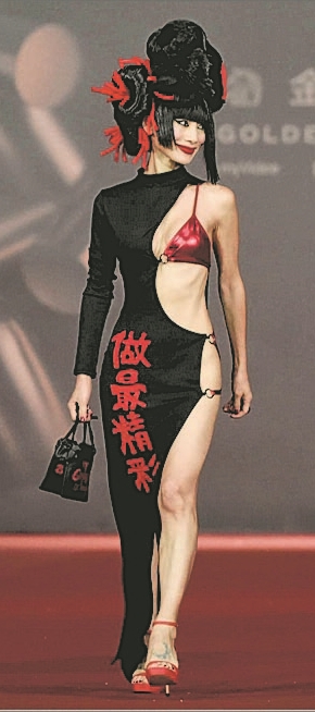 白灵晒妈妈绝美照  全网惊艳：遗传好基