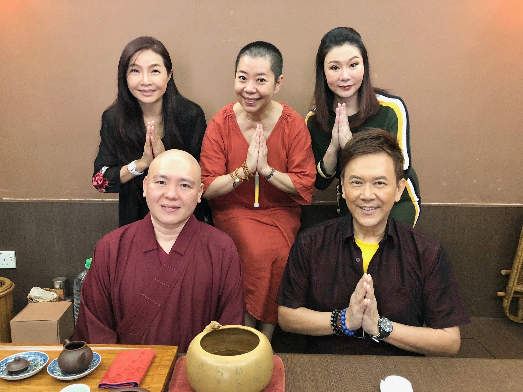 祈愿疫情早日平息 庄学忠 谢彩妘 苏家玉携手献唱佛曲