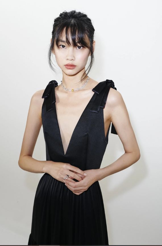 粉丝凌晨偶遇李敏镐 抬头惊见另两位男神