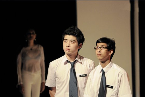 粉墨勾兰/触目惊心的校园黑暗 意想不到的《吹冷气》