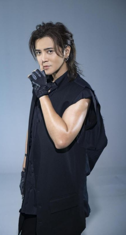 罗志祥携新歌MV复出  网整体好评居多