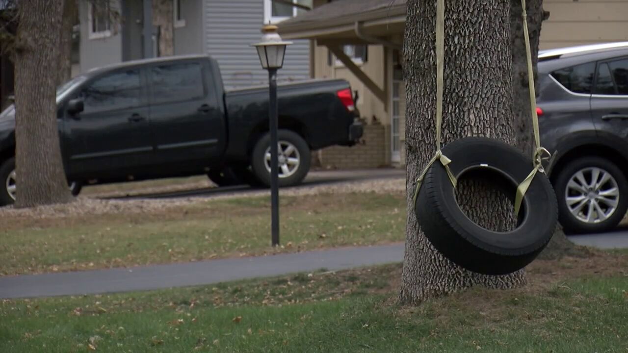 美国/感恩节美枪案频传 少年拍影片害5岁童惨死枪下