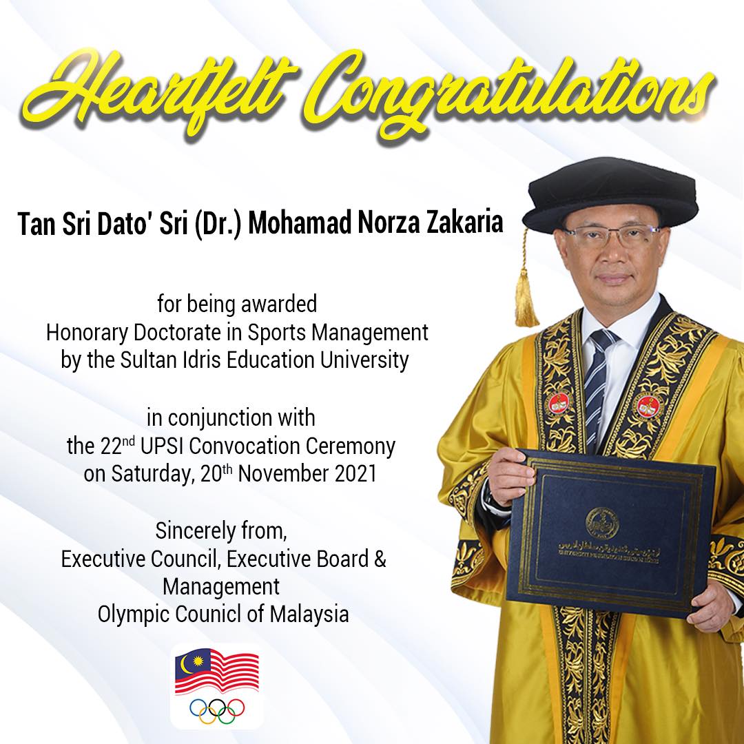 获颁体育管理荣誉博士学位 诺萨展现杰出领导