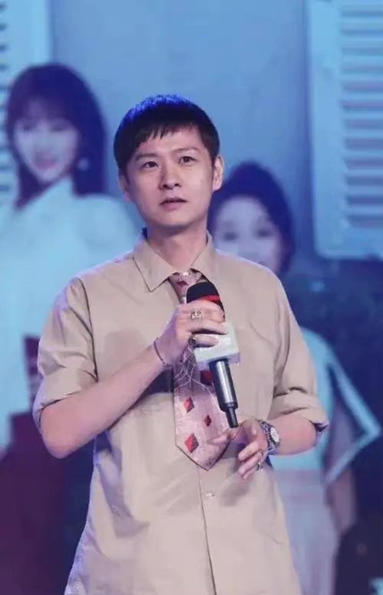 被曝复合初恋秘产二胎 白百何懒理晒剪刀手