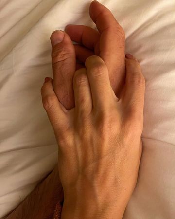 误杀摄影导演不到2周！ 阿历宝云妻晒欢庆万圣节照挨轰