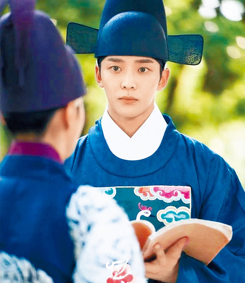 路云@SF9称太忙未接种疫苗惹争议 公司紧急灭火