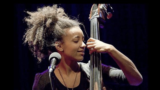  郑泽相／Esperanza Spalding《Songwrights Apothecary Lab》展现音乐生命力