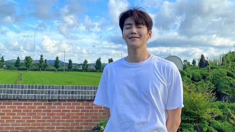 金宣虎狠甩丑闻 双11创7亿业绩