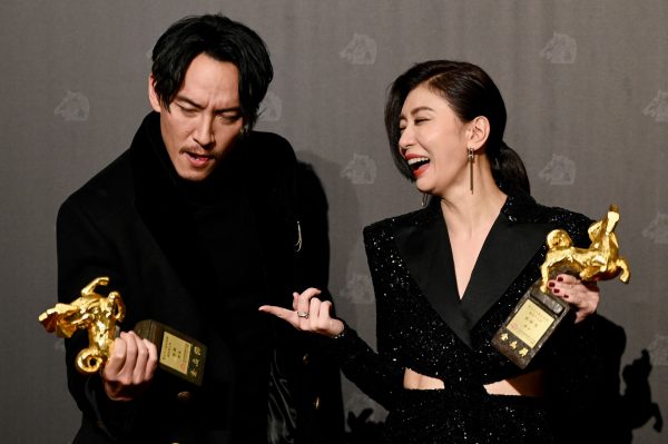 金马58庆功|贾静雯双金到手下目标争歌后 张震封帝笑称“想退休”