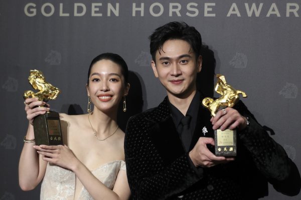 金马评审|张震拿影帝1点完胜 贾静雯封后靠李李仁