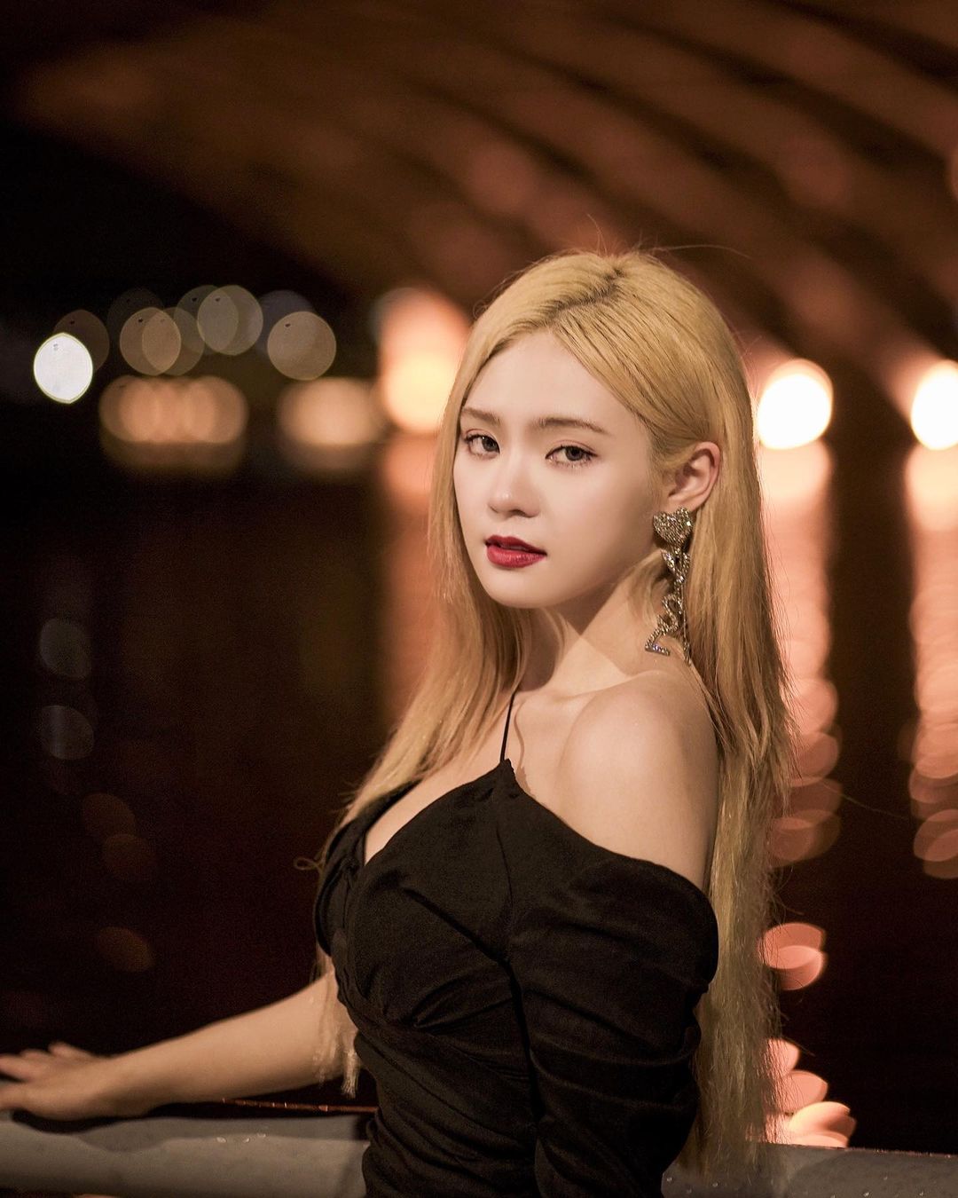 闻入围全球百大美女榜  “碰姐”庞捷忆：太好笑了