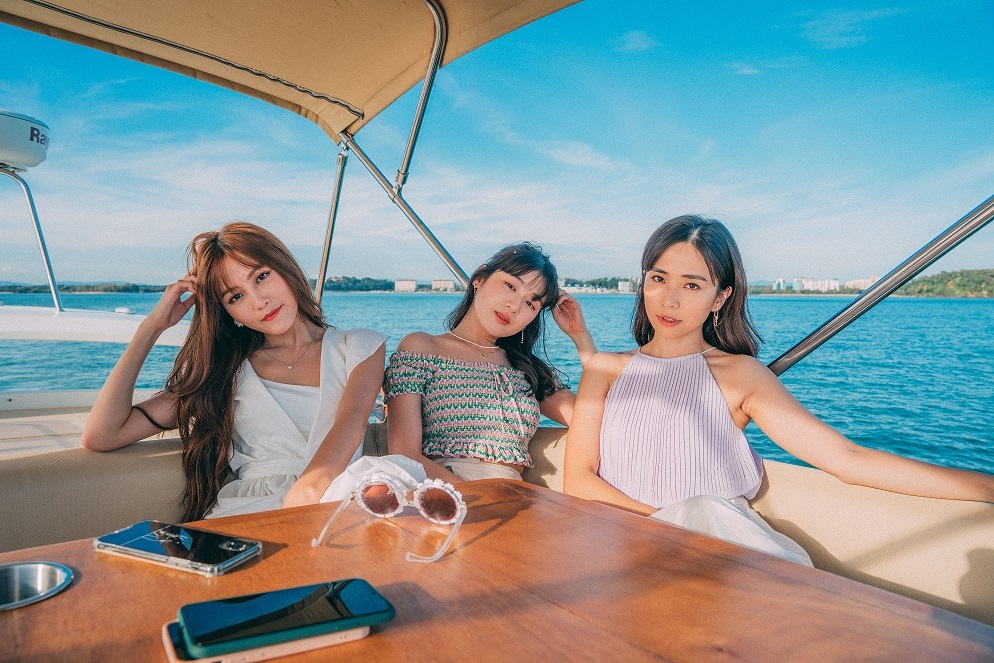 陈子颖《女行出游》拐伤脚当“太后” 苏凯漩韩晓嗳重感冒怪水逆 