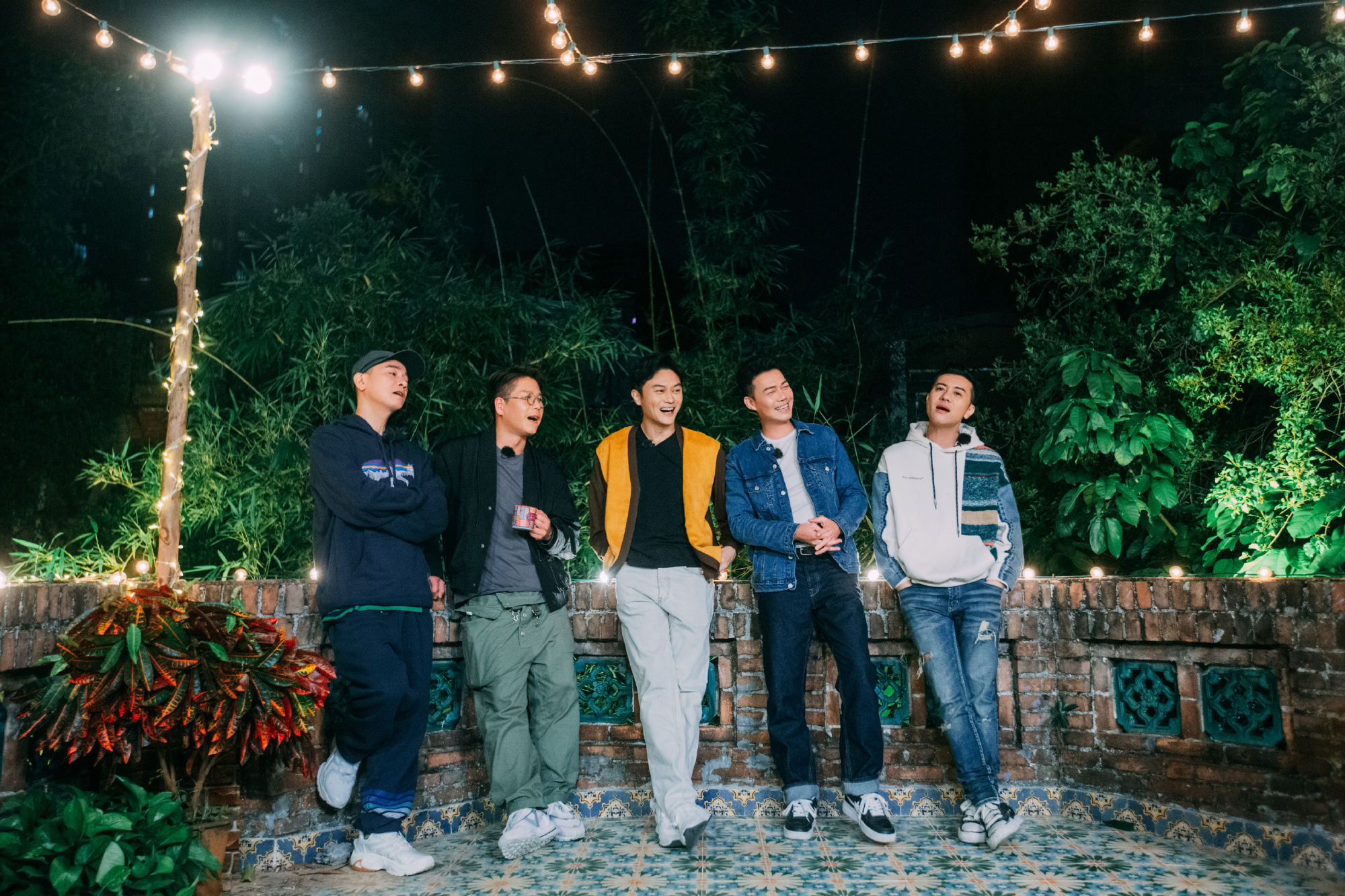 陈小春《大湾仔的夜》管钱 网艾特应采儿上线回应