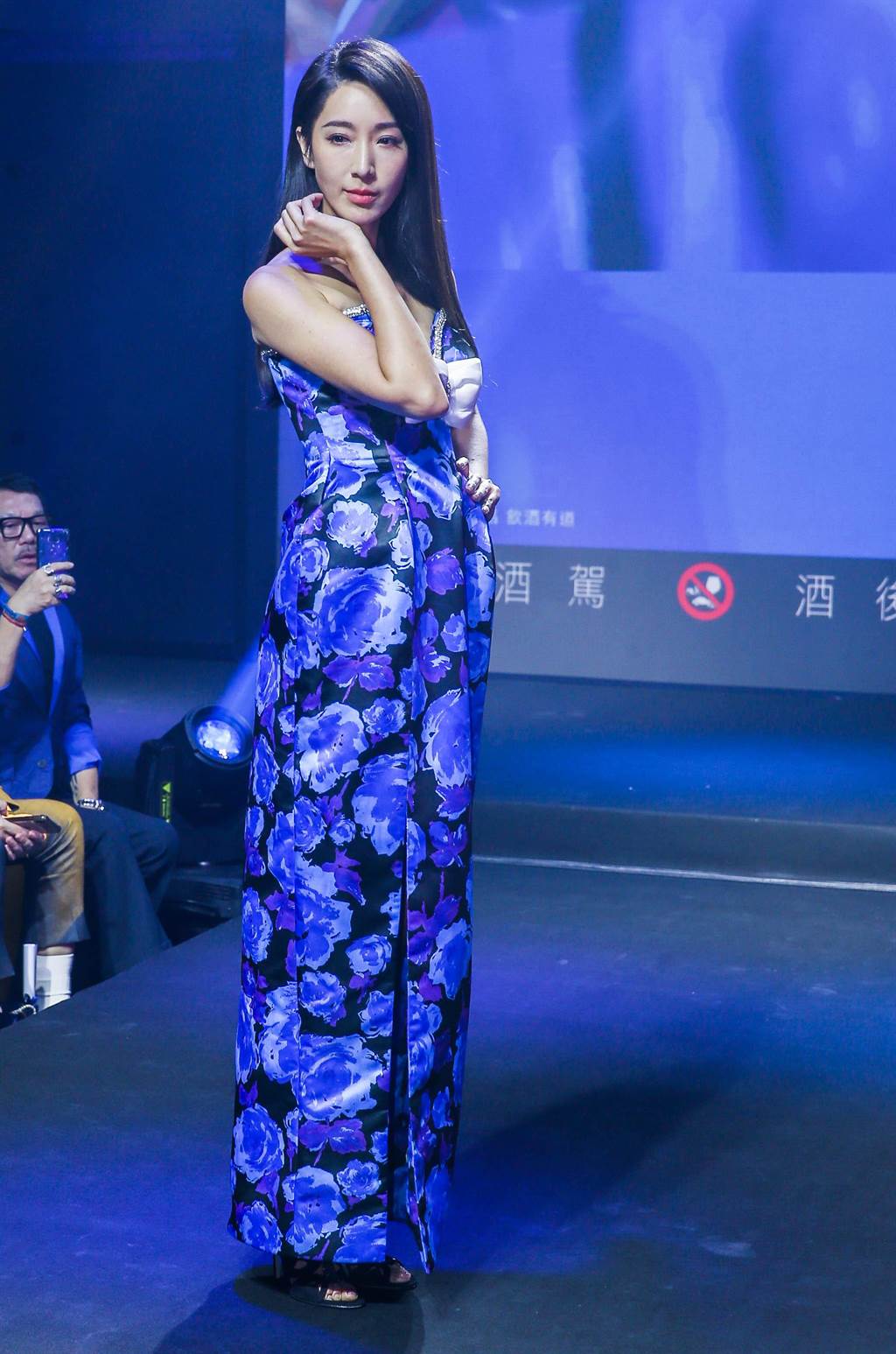 隋棠一杯醉  自曝夜店喝茫抱垃圾桶睡