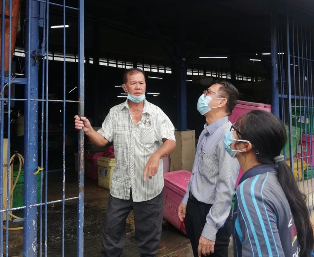 霹/廖泰义:保阁亚三巴刹10项提升工程 2个月内完工