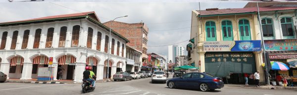 霹：11月3日见报／自得其乐／走过那些年︱【旧街场】