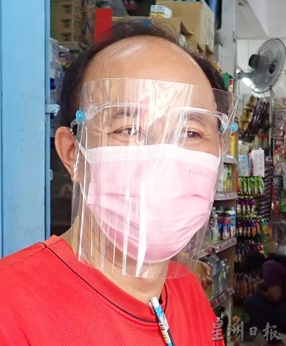 霹:版二头/司南马县禁公开售酒 非穆买酒构成不便