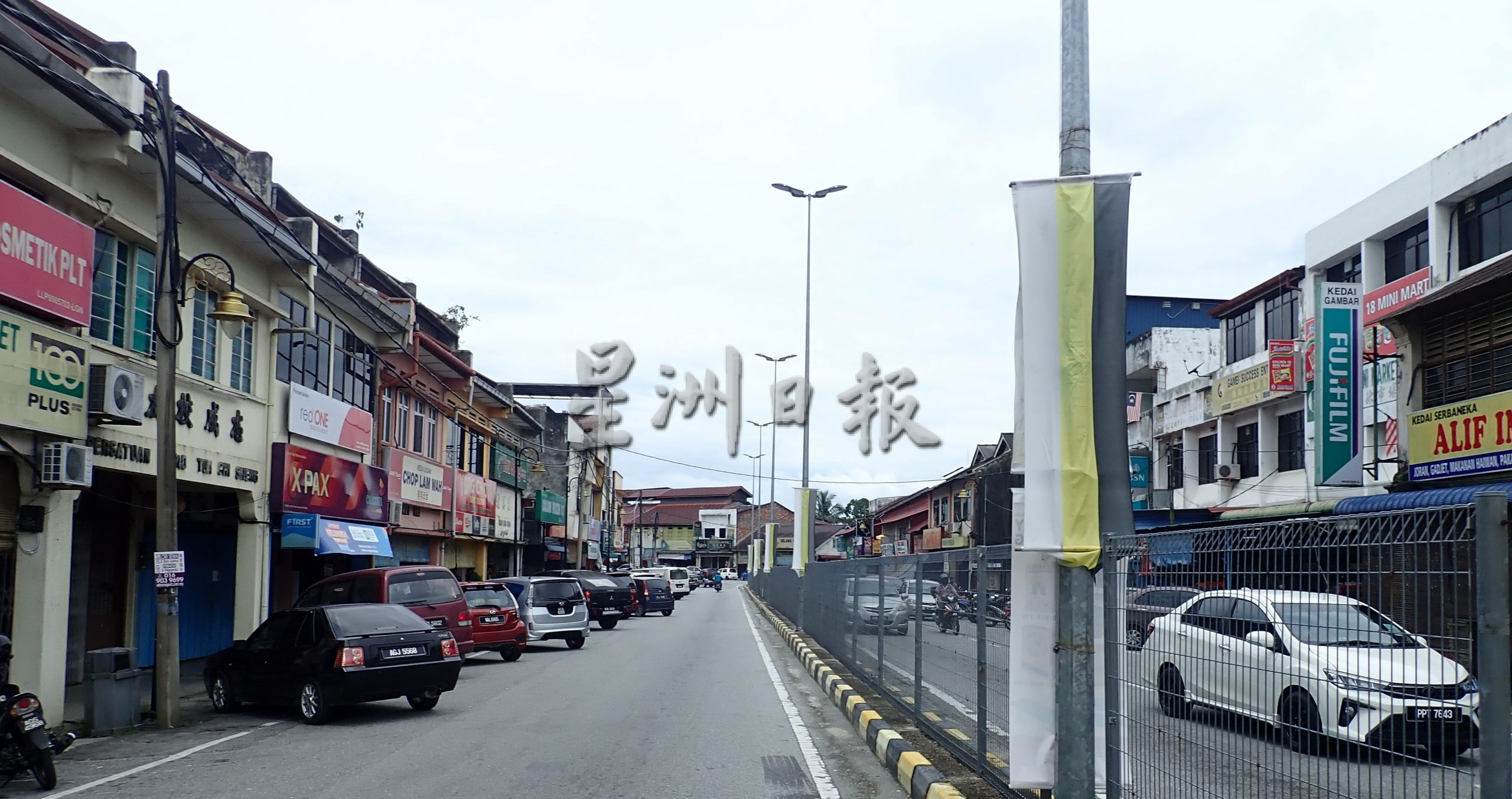 霹:版二头/司南马县禁公开售酒 非穆买酒构成不便