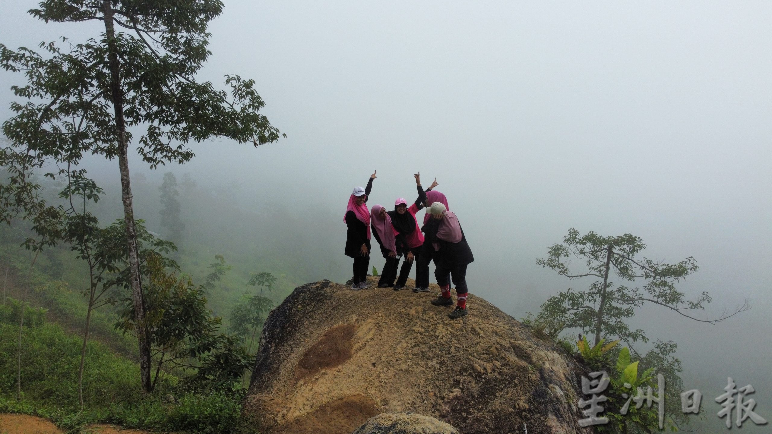 霹：第三版头／冠病疫情下国人无法出国旅游 利民加地山很火热