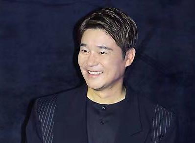 韩歌手确诊 两天前与IU等献唱好友婚礼