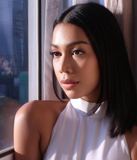 马来女演员晒泡澡照 遭网轰太暴露