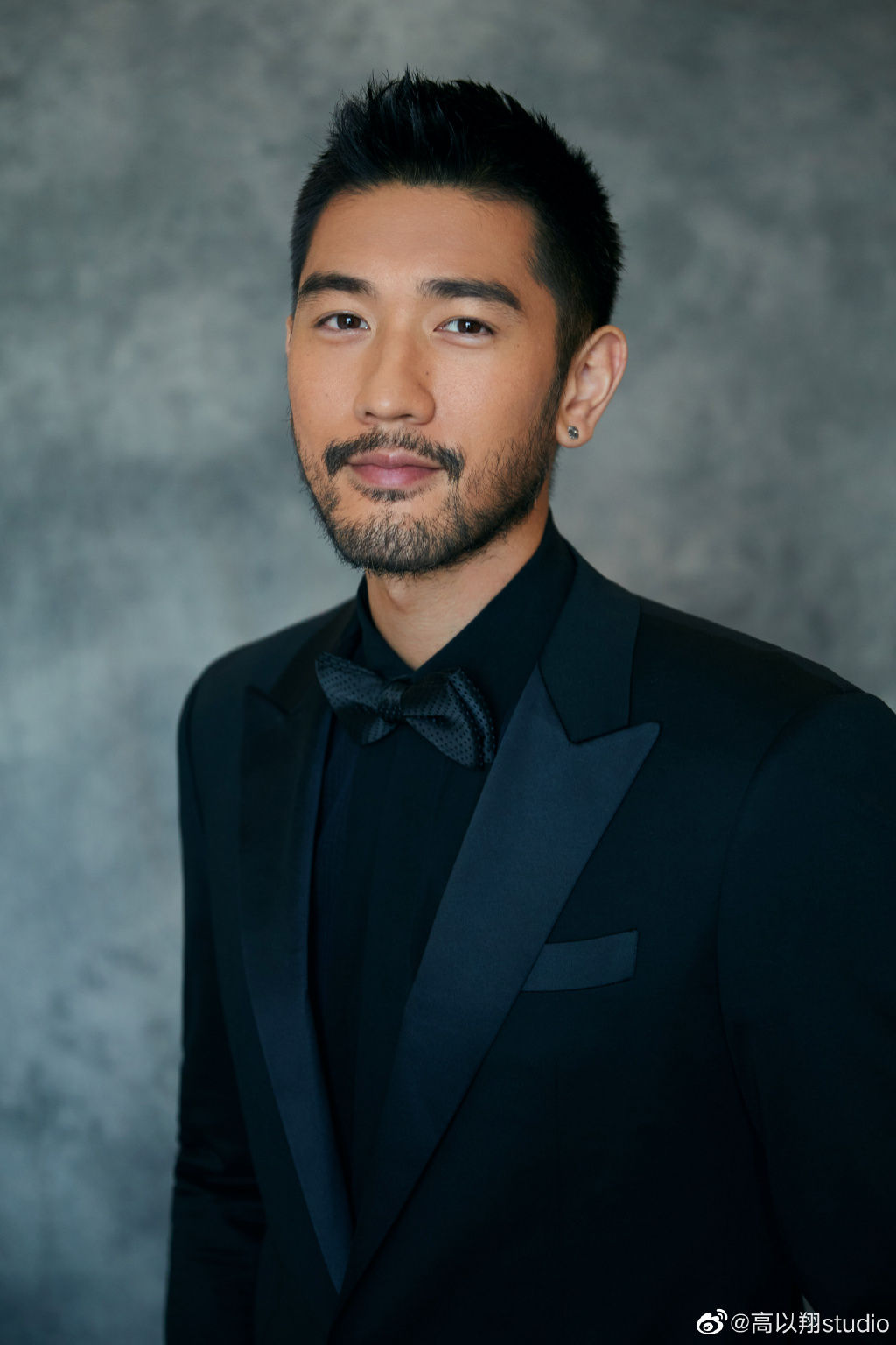 高以翔逝世2周年 “现身”出事地点令粉丝哭崩