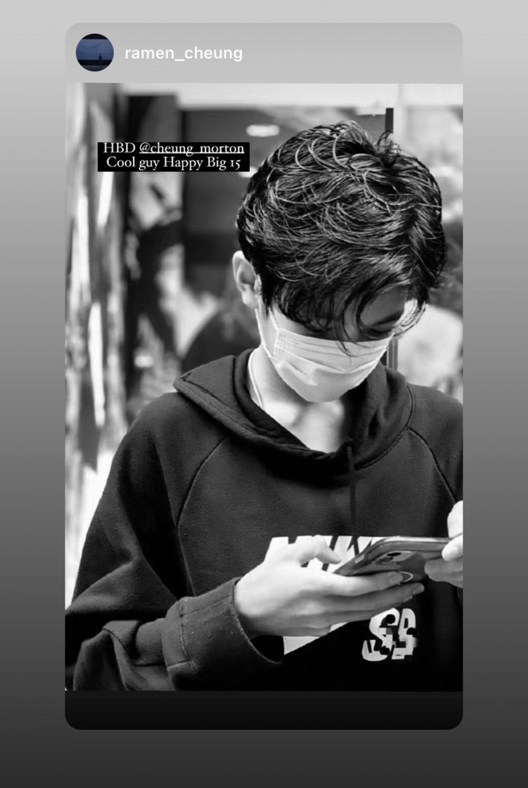 魔童15岁生日许愿病毒远离 帅气外貌网喊原地出道