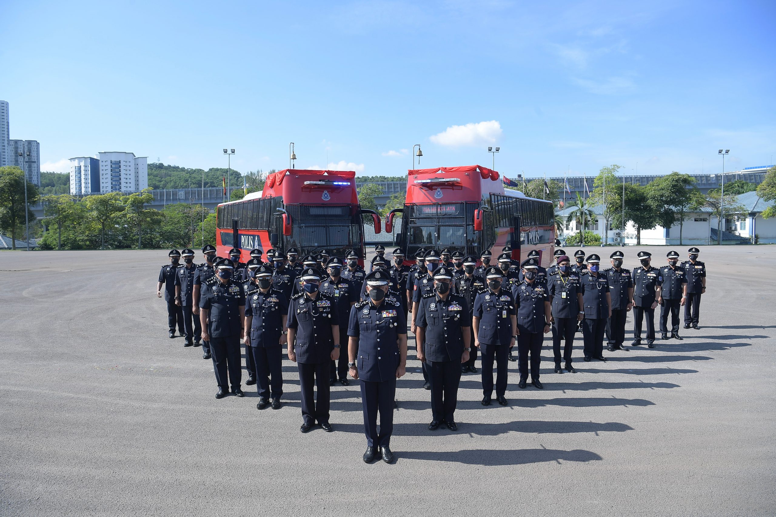 Edisi Siasat推特账号指控舞弊·几乎所有遭指控的人士包括高级警官已录供