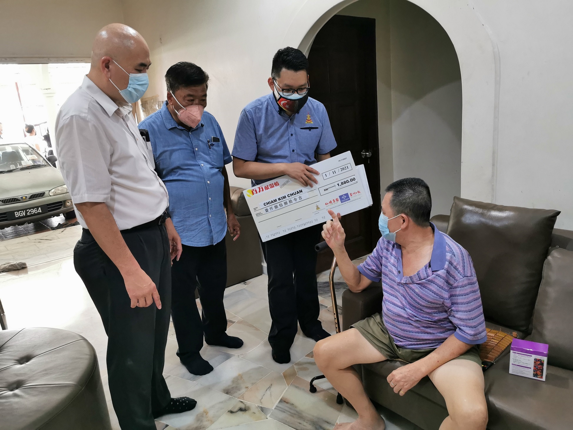 (27日见报)大都会/百万献温情:詹金全