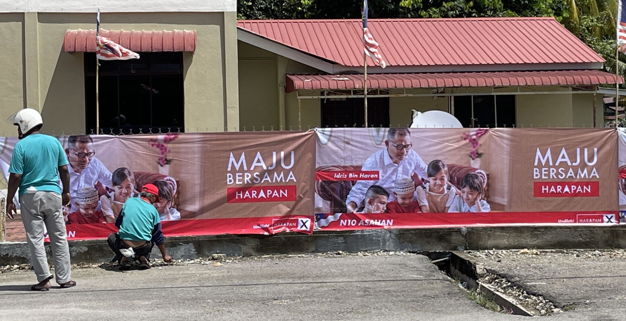 (全国版)出走议员披甲上阵·选民反应两极化