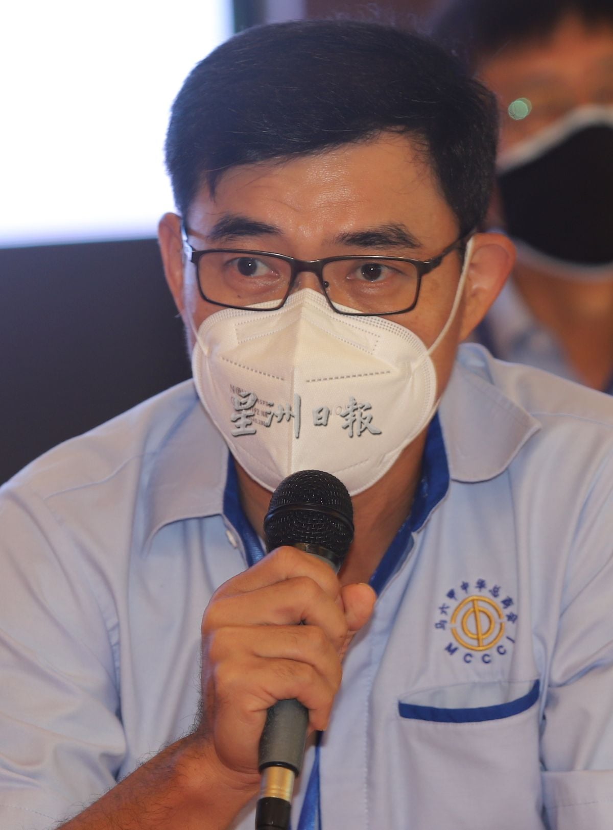 （古城封面主文）中总大会·出席者热议4万捐款