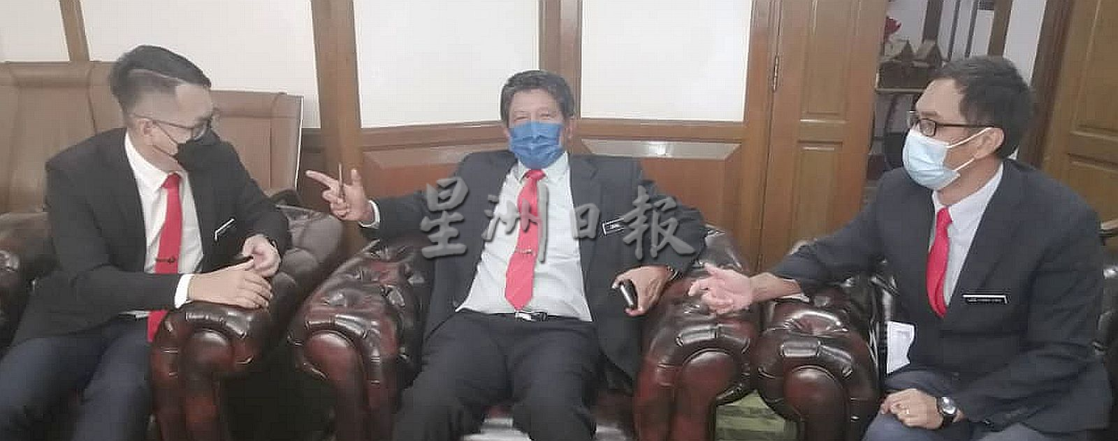 (古城第三版主文)市政厅收入受到疫情影响
