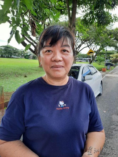 （备用）柔：民生特工队：武吉甘蜜新镇部分路段大雨变成河