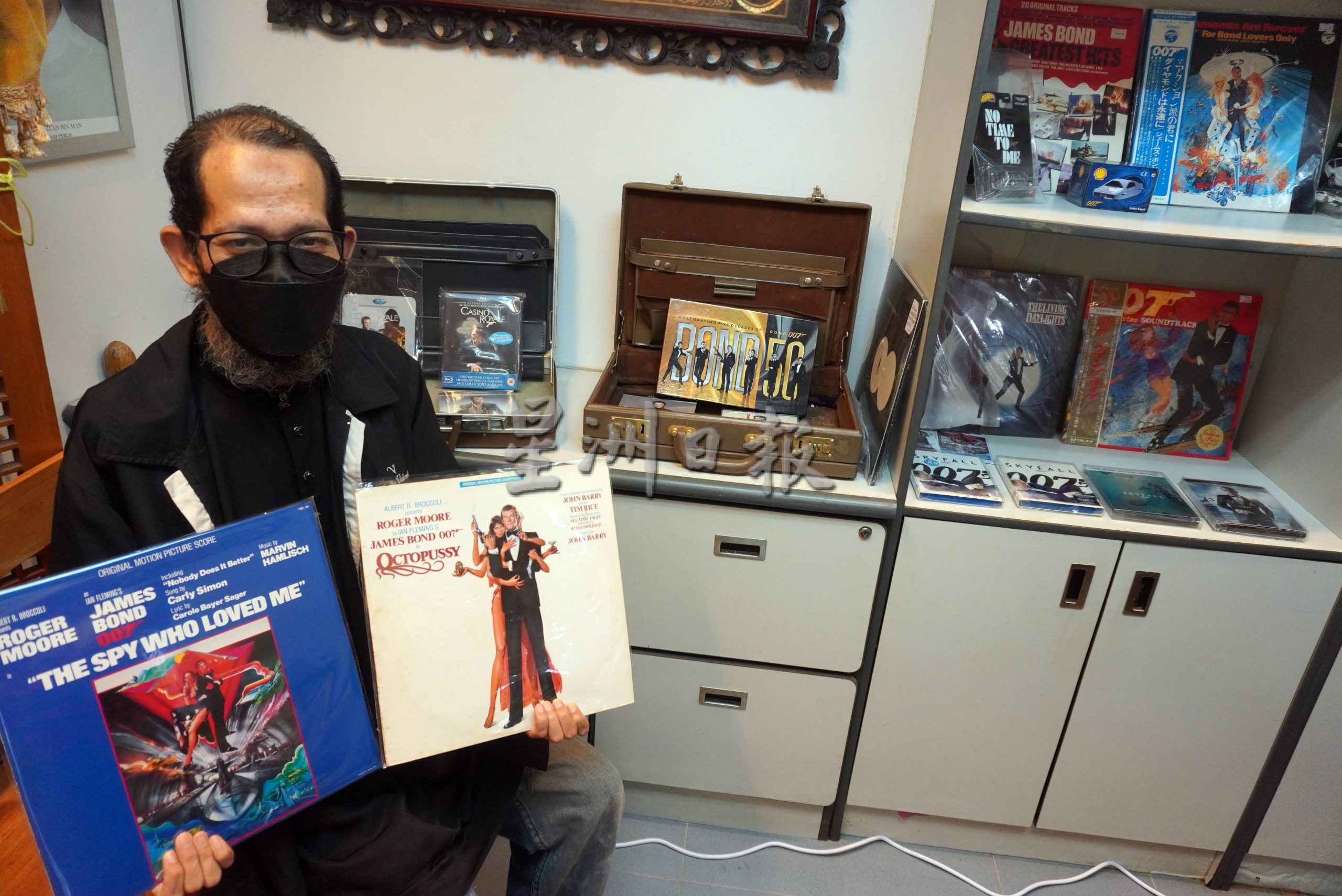 (大北马)007占士邦《No Time to Die》25日上映,玻2占士邦迷分享电影周边收藏品,倒数“再见”占士邦