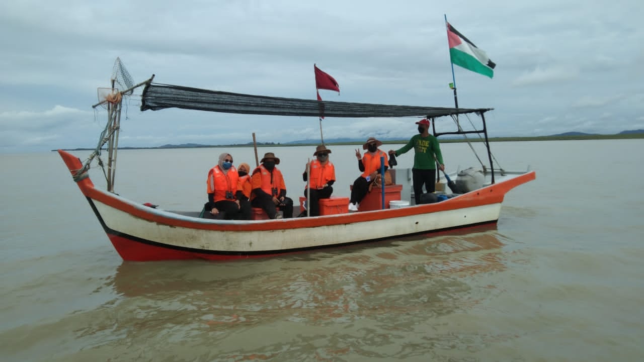 (大北马)槟环境局通过观察候鸟生态系统计划,也监测槟州海水质量。