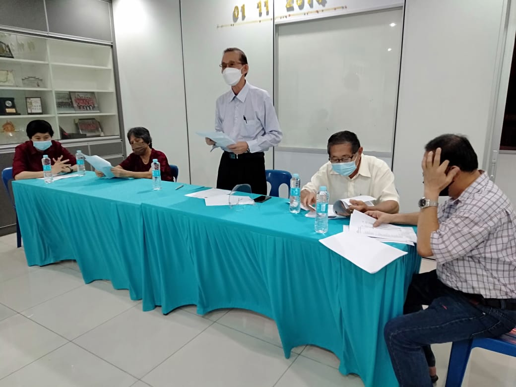 （大北马）陈伟聪吁请当政者暂停一切争权夺利的政治动作与争议，专注控制随时可能反转的疫情，以备面对新一波疫情的爆发。