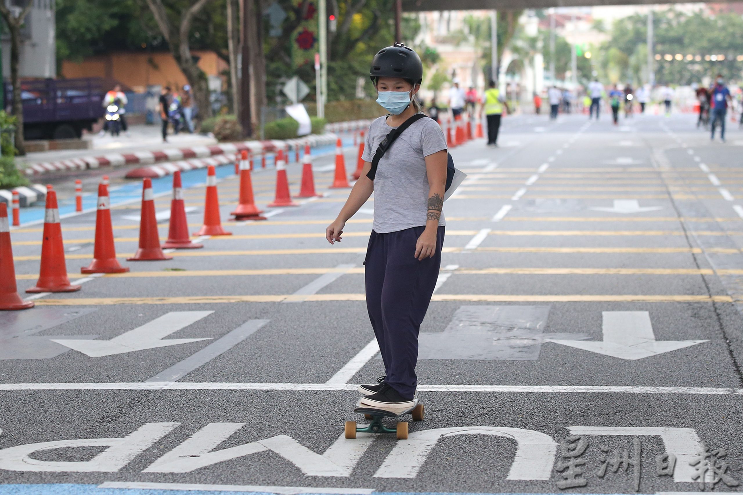 (大都会)画页:吉隆坡无车日/11图
