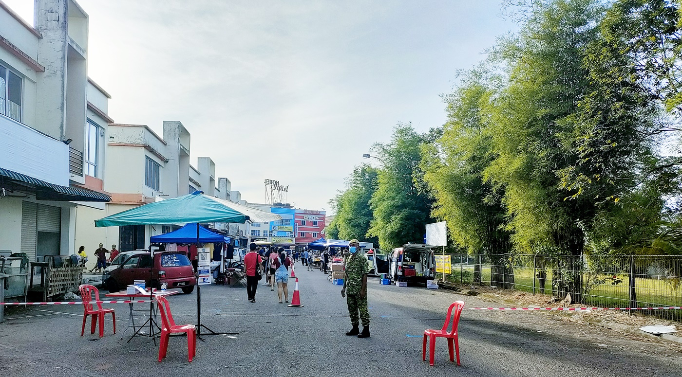 (已签发)柔:古来太子城有早市了,开档首日现人潮