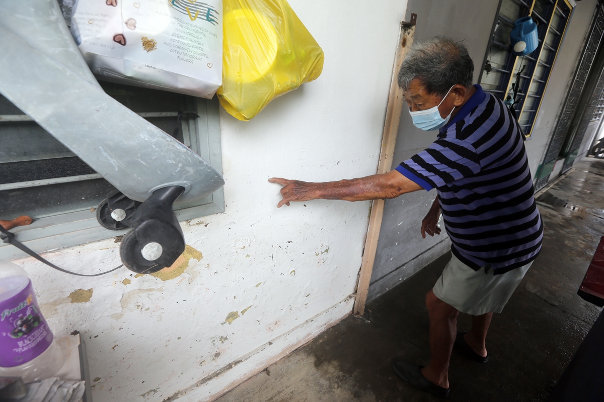 me03双头-大都会:欧阳捍华巡视水灾后情况/3图