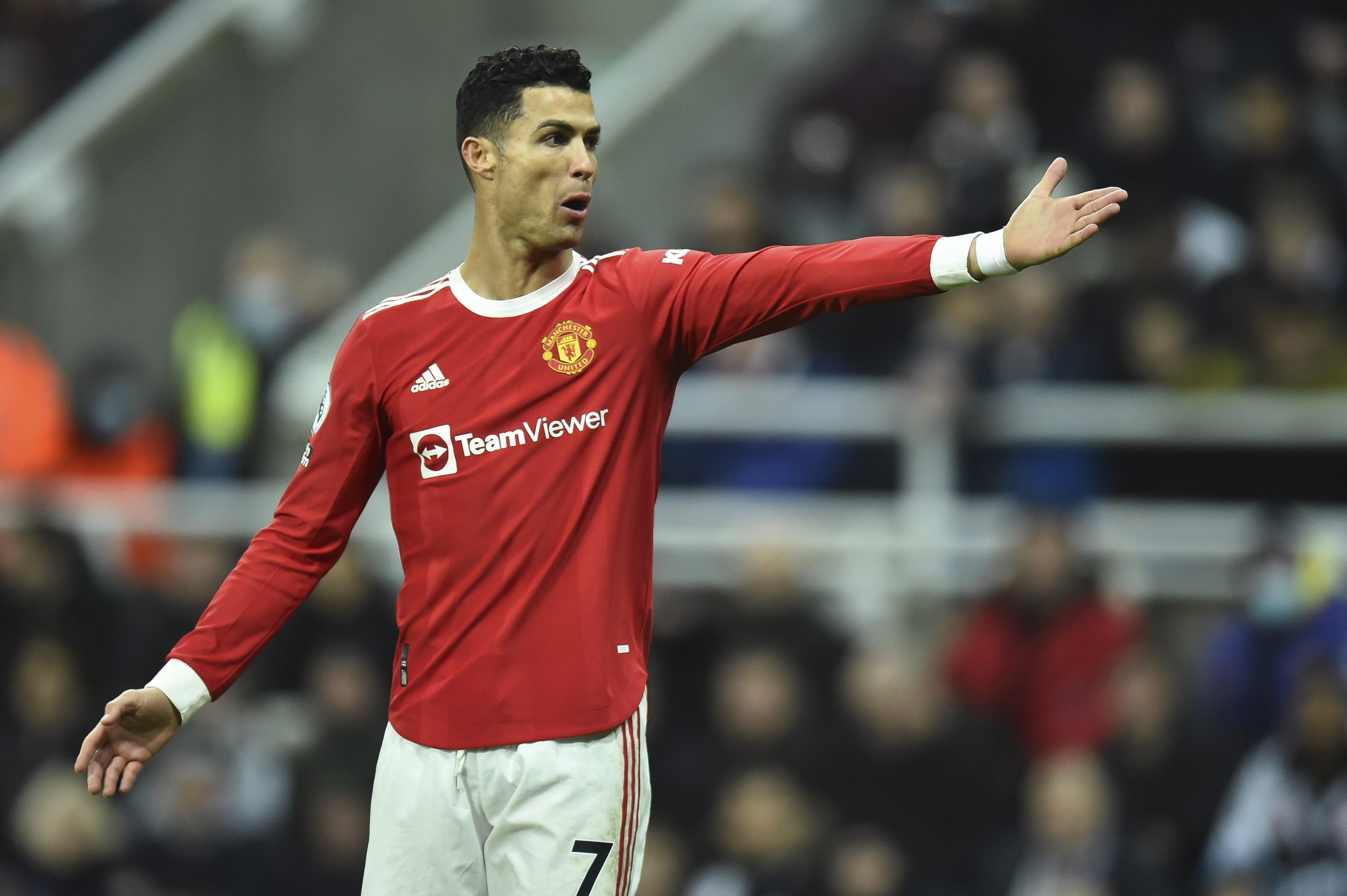 2021年迪拜环球足球奖 (姆巴佩)首膺最佳男球员