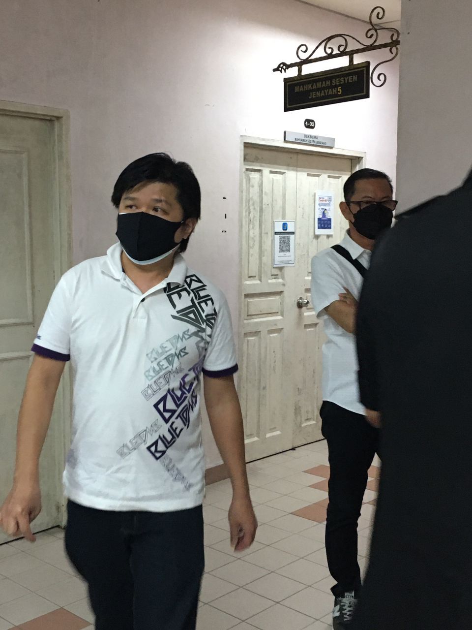 4名涉走私假清真肉嫌犯今以洗黑钱罪被控