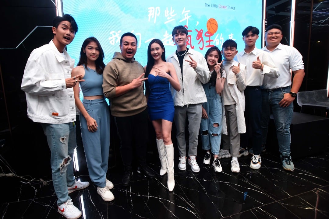 7位数拍青春校园片甫杀青 黄诗棋不愁资金宣布要拍下一部