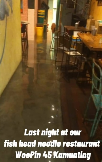 8州大水灾.茜拉爬上屋顶避难 林德荣受困灾区