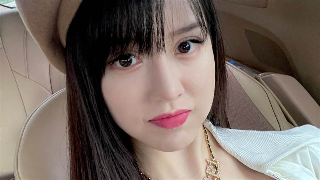 By2妹称删微信好友遭裸照打脸 网再抓造假痕迹