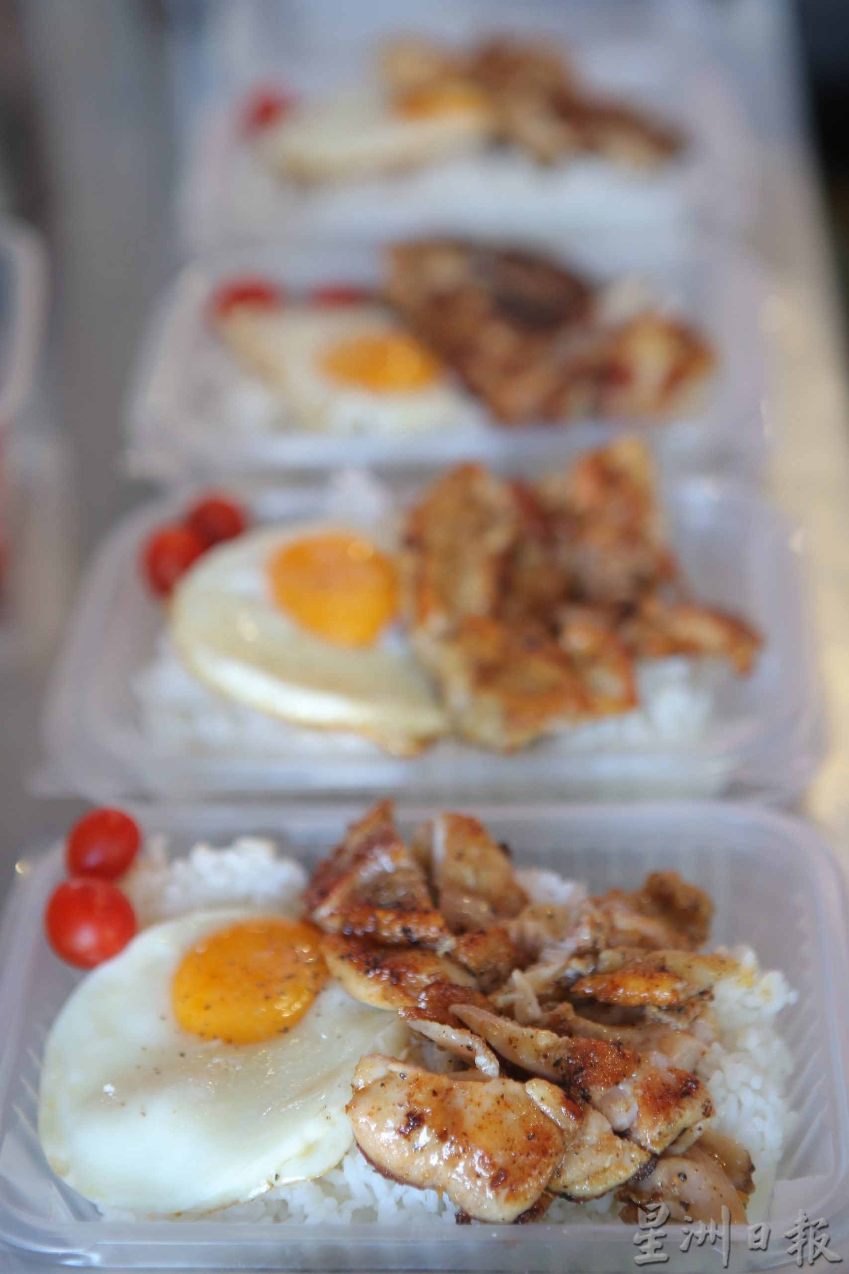 ★12月12日刊登/大霹雳封底主文/【人气美食】/山仔扒饭西餐
