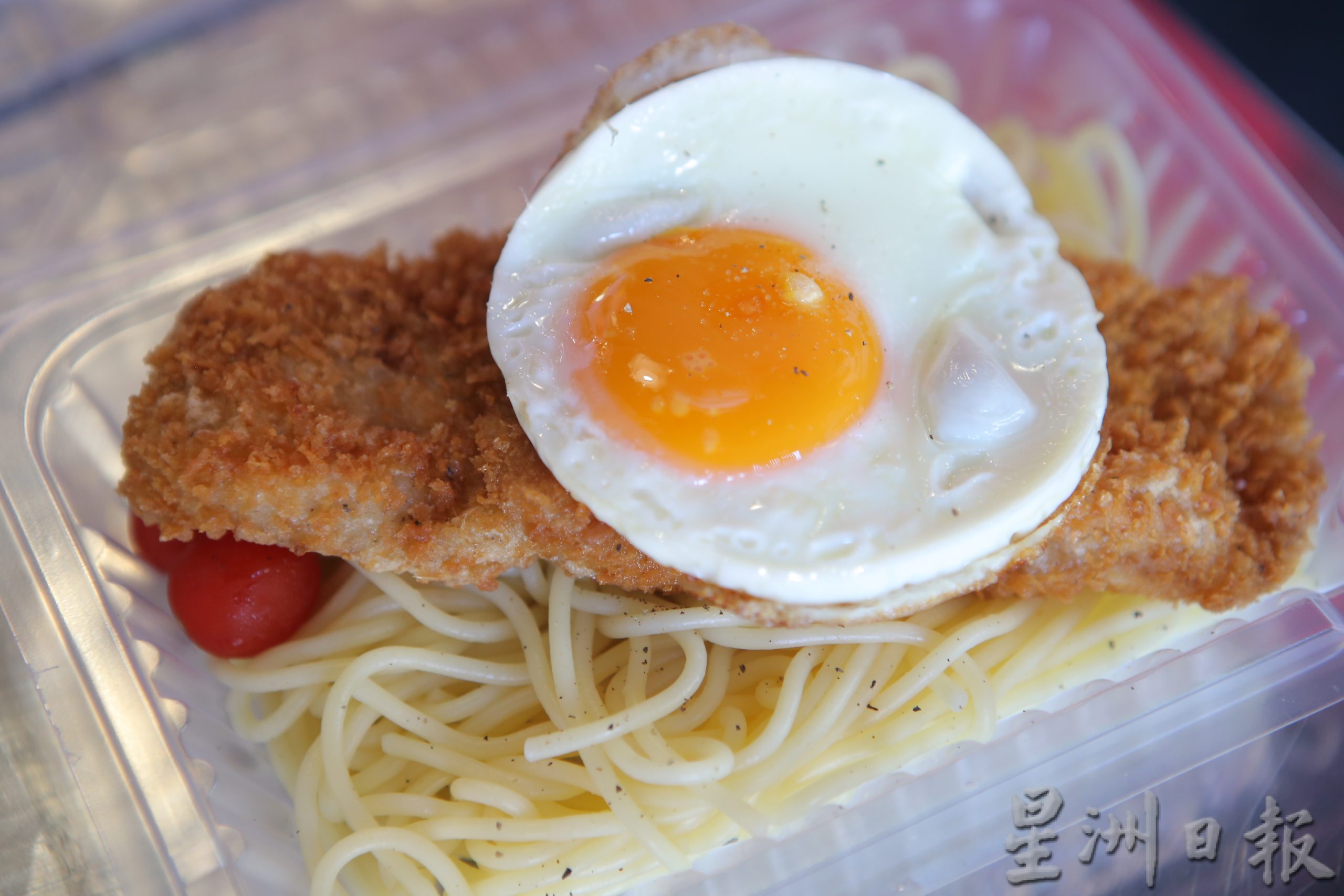 ★12月12日刊登/大霹雳封底主文/【人气美食】/山仔扒饭西餐