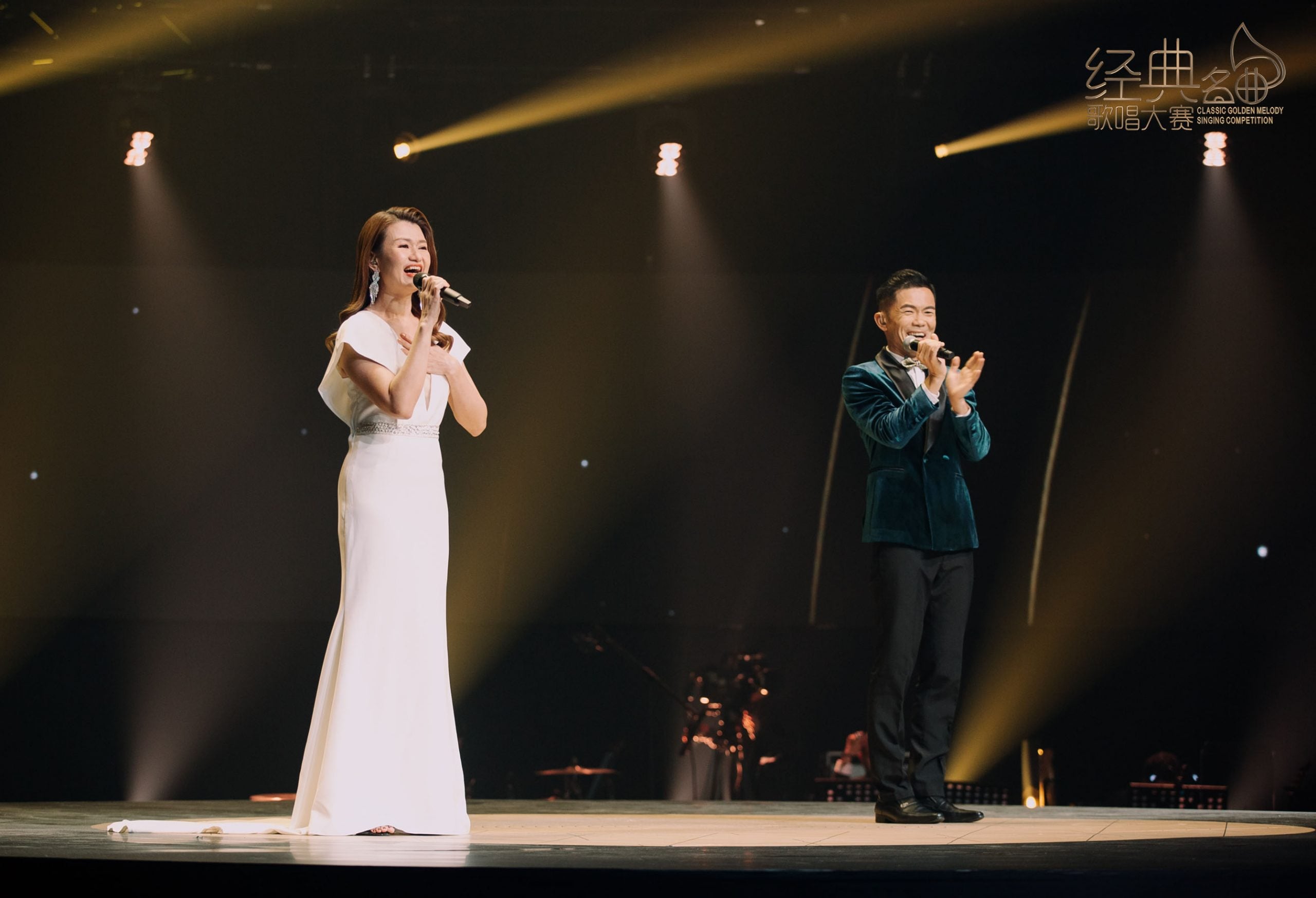 《Astro经典名曲》总决赛 郑综宪成双料冠军