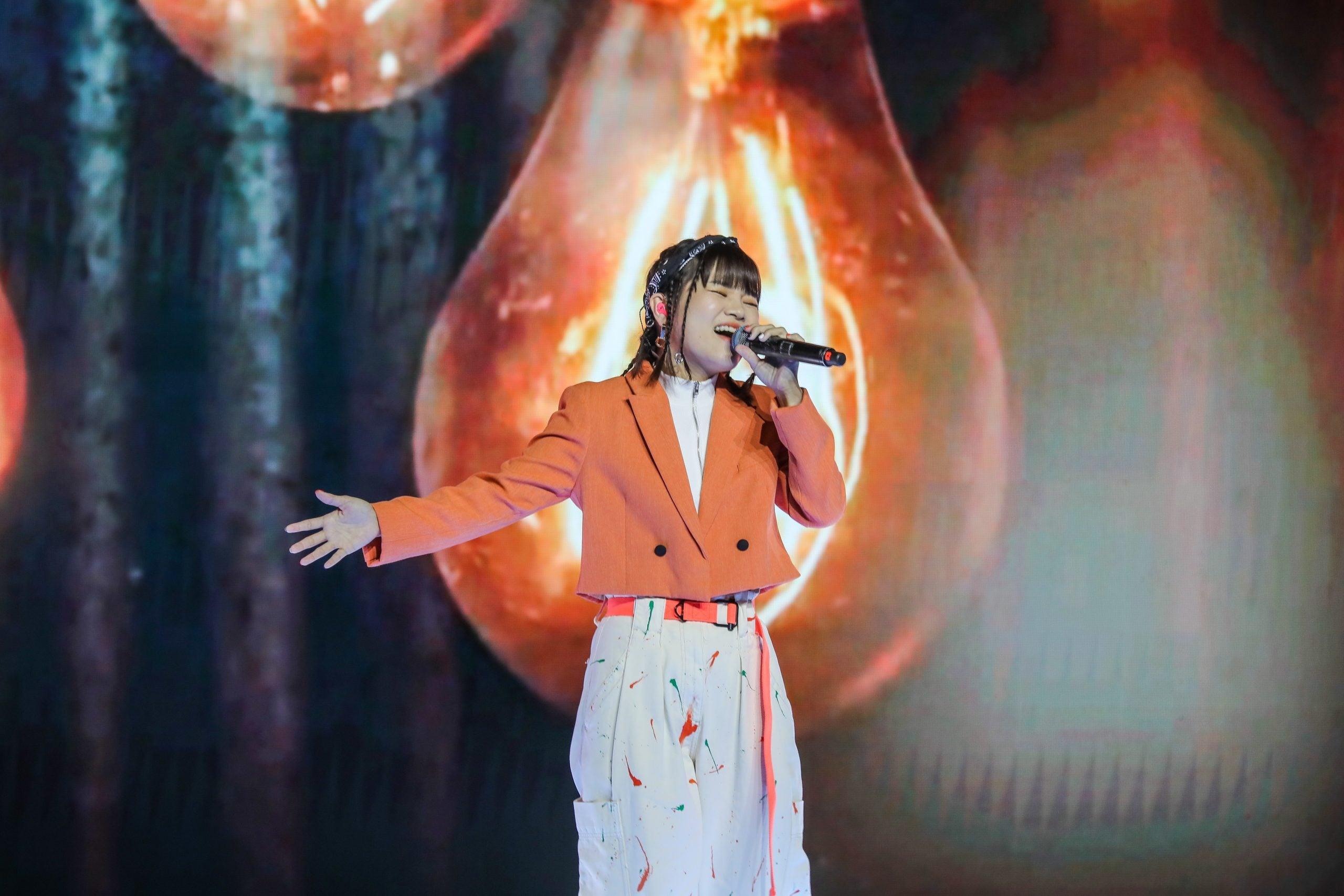 《心动好声音》夺冠    萧洳晶哭谢林宇中