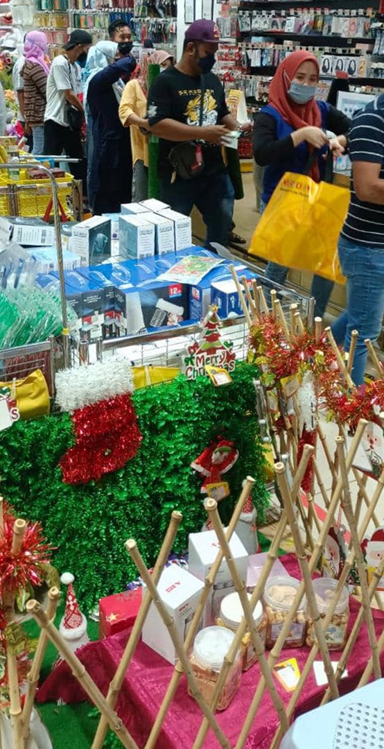 东:圣诞装饰品市场淡静