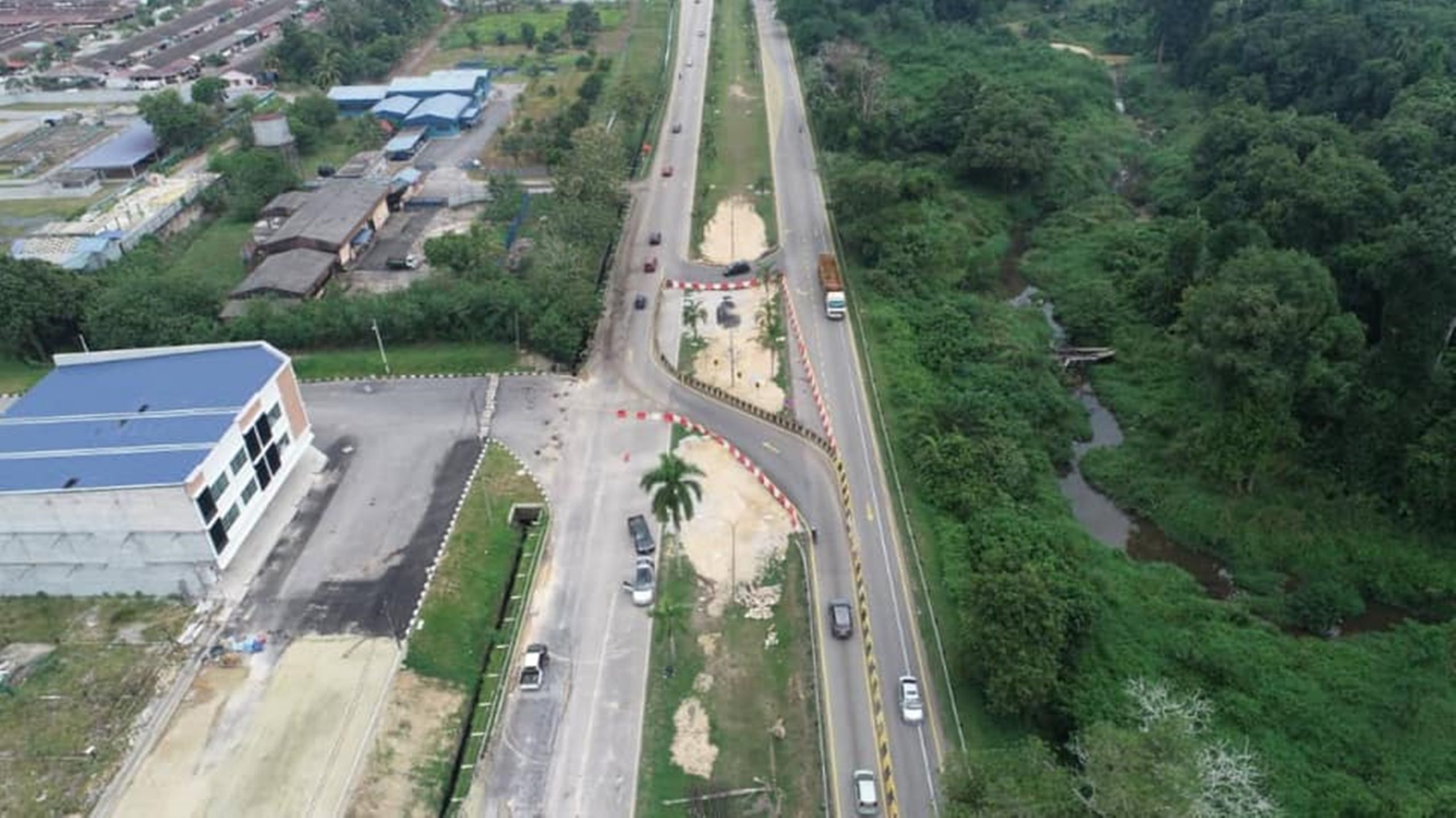 东:甘孟路双溪勿刹桥料明年4月竣工。